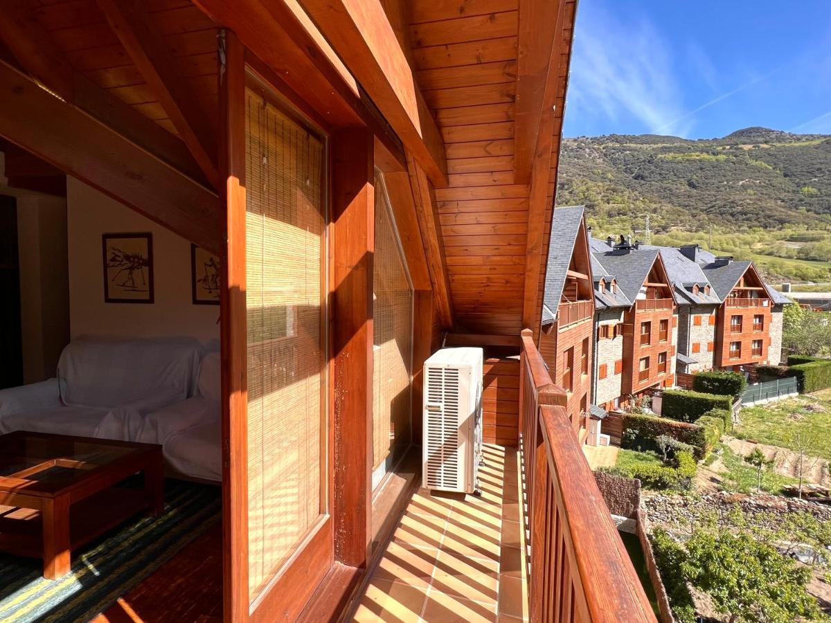 Apartament La Noguera - L'Amfitriona 里亚尔普 外观 照片